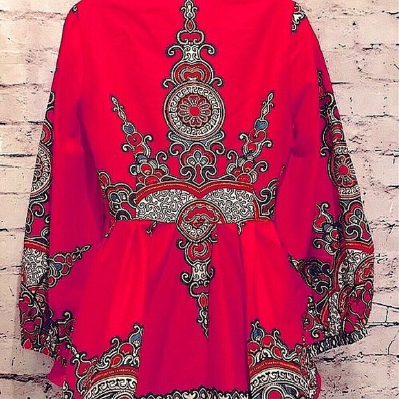 *NWT Beautiful Fuchsia Peplum Bow Blouse, Balloon Sleeves, Brand: WHY Sz M - Picture 4 of 8